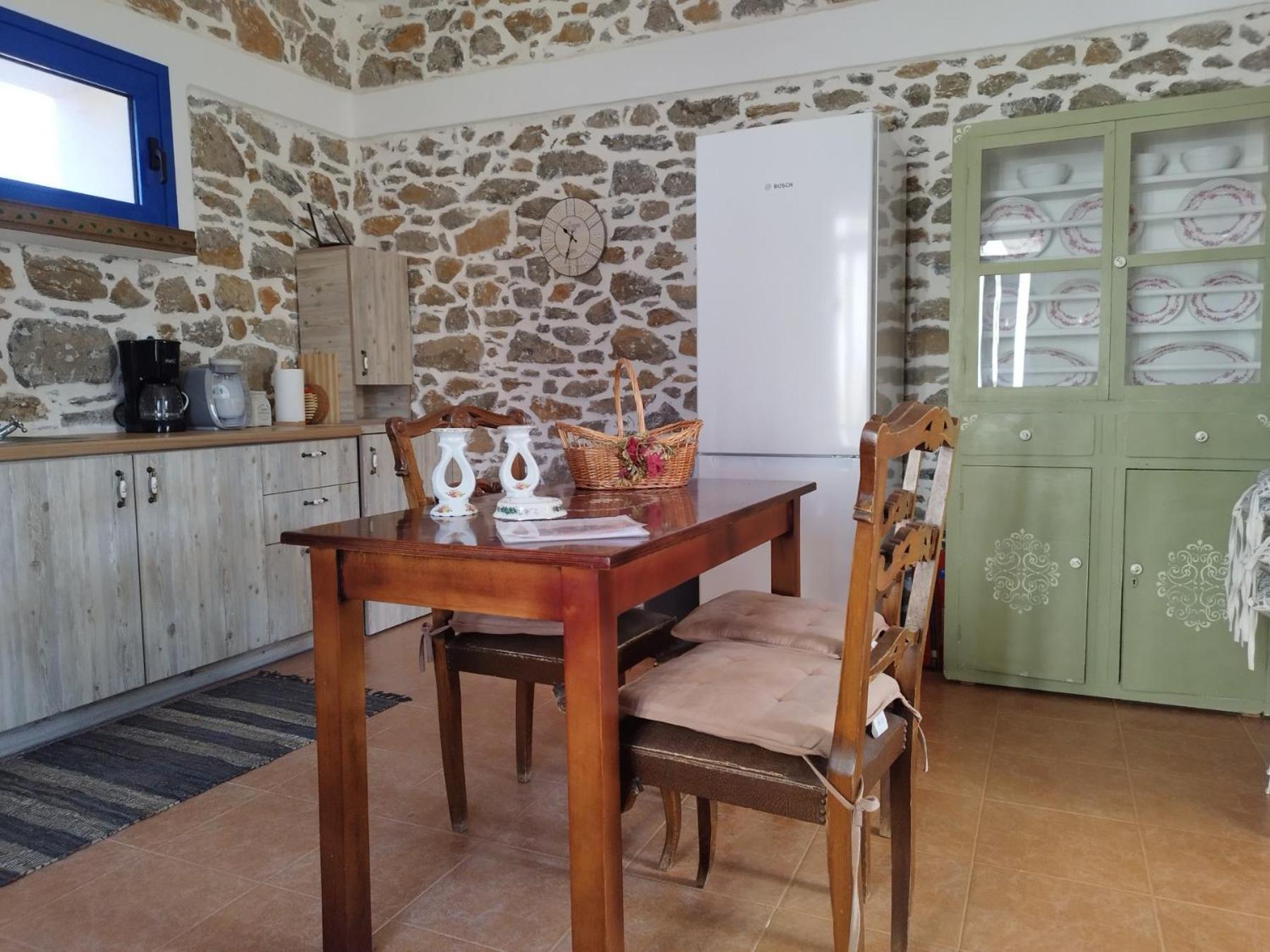 Kelia Analipsis Holiday home *